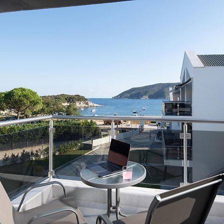 The Black Pearl Villas Kalamitsi  Exterior photo